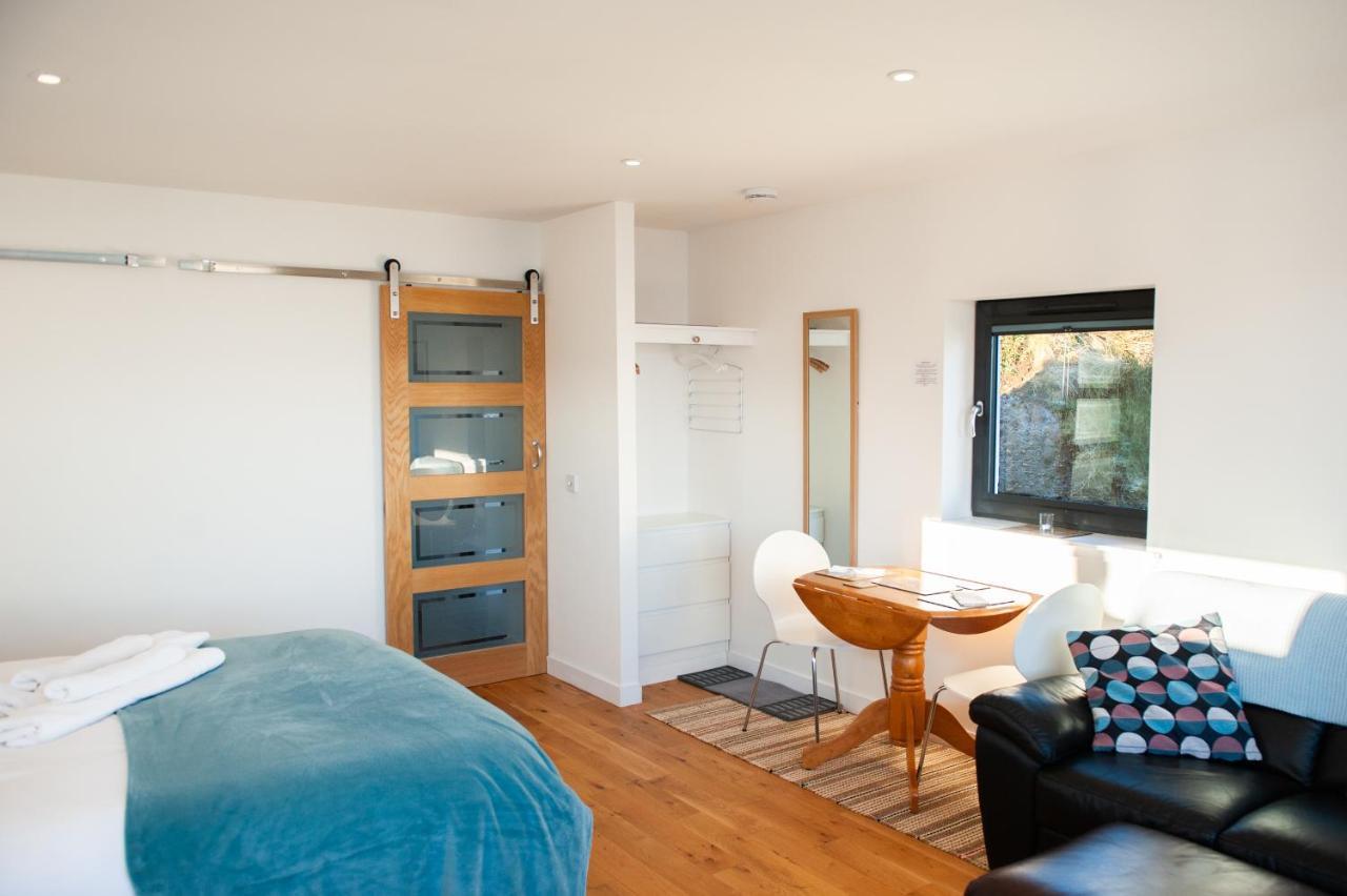 Croft 7 Geary Self Catering Studio With Stunning Sea Views Exteriör bild