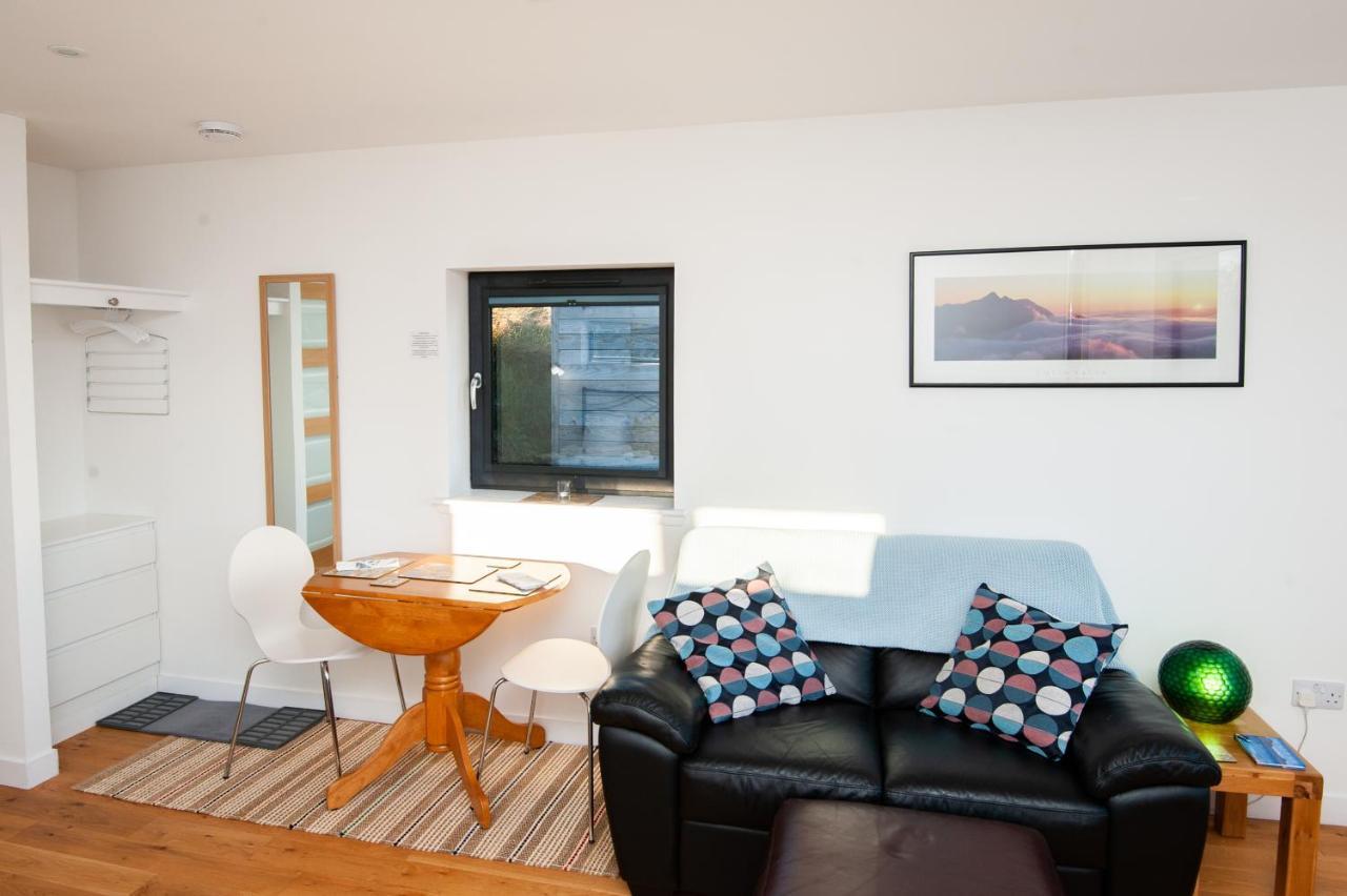 Croft 7 Geary Self Catering Studio With Stunning Sea Views Exteriör bild