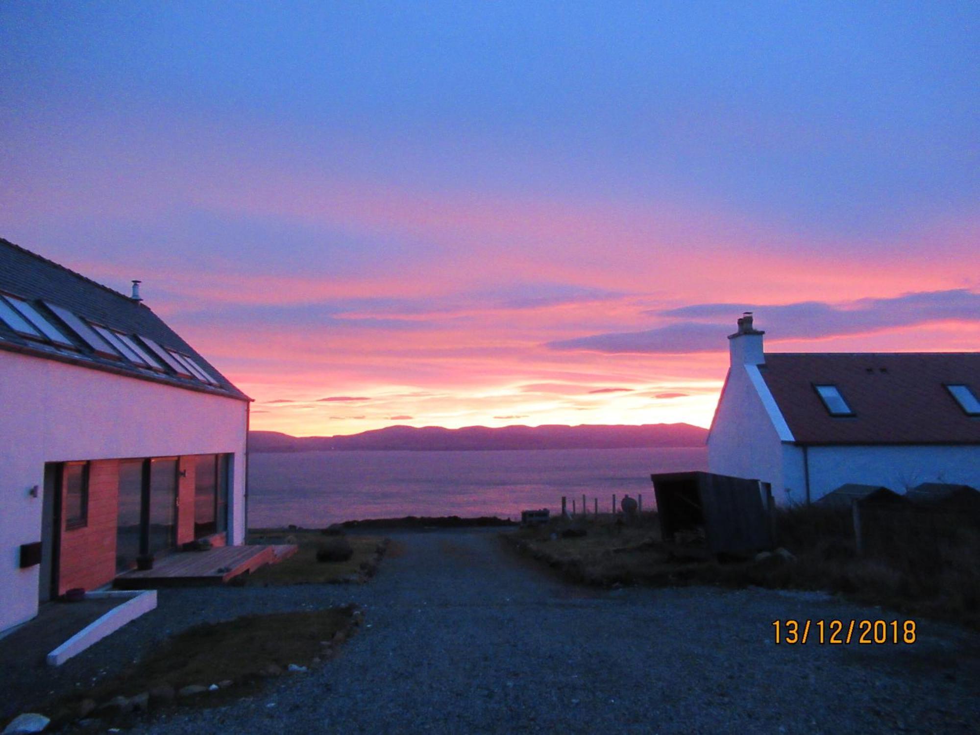 Croft 7 Geary Self Catering Studio With Stunning Sea Views Exteriör bild